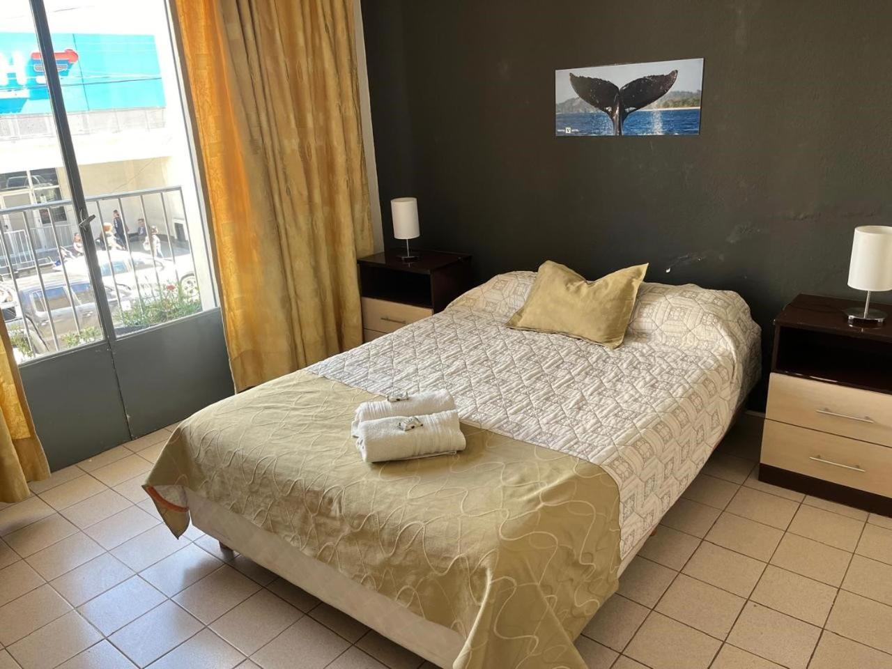Hotel Urbano Ventia 里瓦达维亚海军准将城 外观 照片