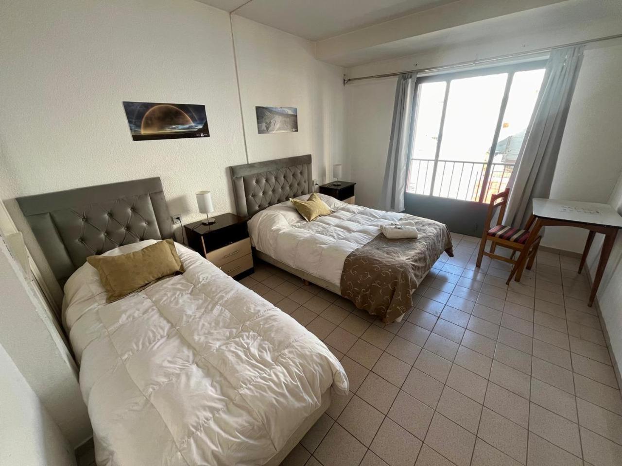 Hotel Urbano Ventia 里瓦达维亚海军准将城 外观 照片